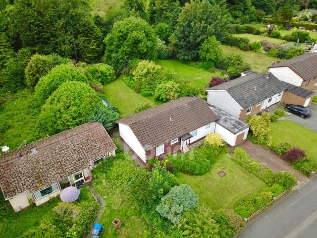 Bungalow for sale in Kilbirnie, Scotland