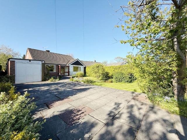Bungalow for sale in Bramhall, Greater Manchester