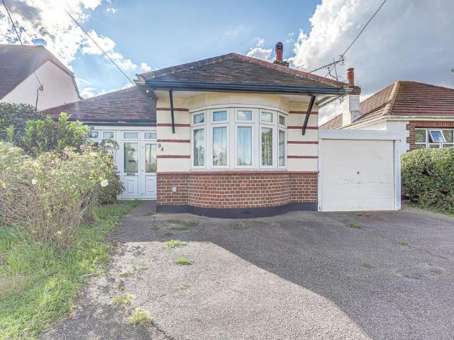 Bungalow for sale in Sutton, Barling