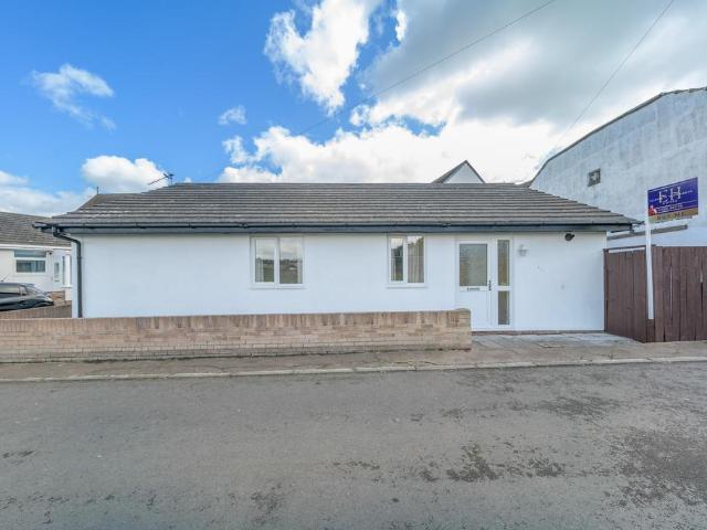 Bungalow for sale in Amble By the Sea, Amble