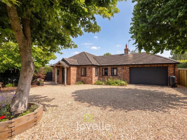 Bungalow for sale in Belleau, Lincolnshire