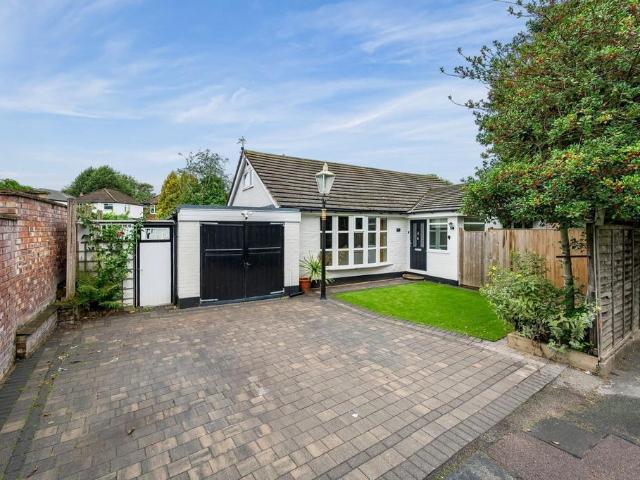 Bungalow for sale in Parklands, Cheadle Hulme