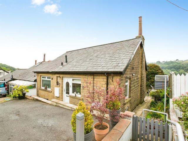 Bungalow for sale in Fountainhead, West Yorkshire