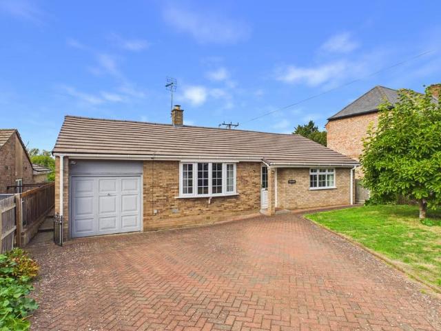 Bungalow for sale in Toll Bar, Little Casterton