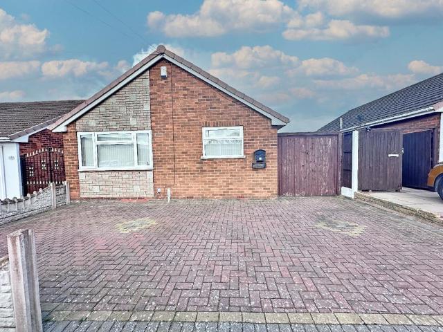 Bungalow for sale in Doe Bank, Wednesbury