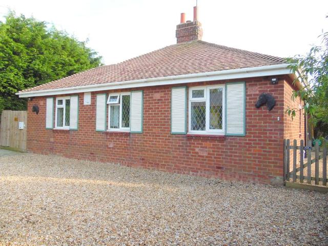 Bungalow for sale in Gosberton Clough, Lincolnshire