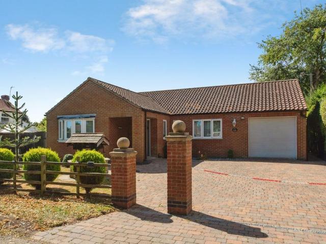 Bungalow for sale in Belleau, Lincolnshire