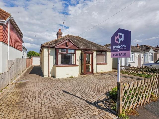 Bungalow for sale in Oad Street, Kent