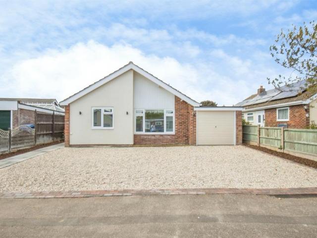 Bungalow for sale in Chelmondiston, Suffolk