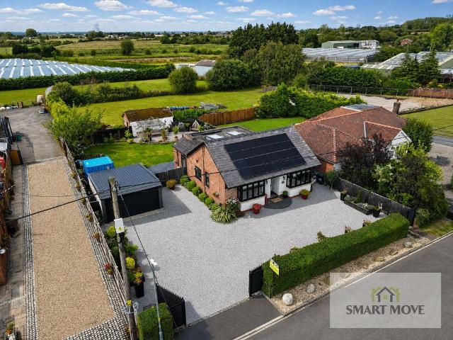Bungalow for sale in Becconsall, Roby Mill
