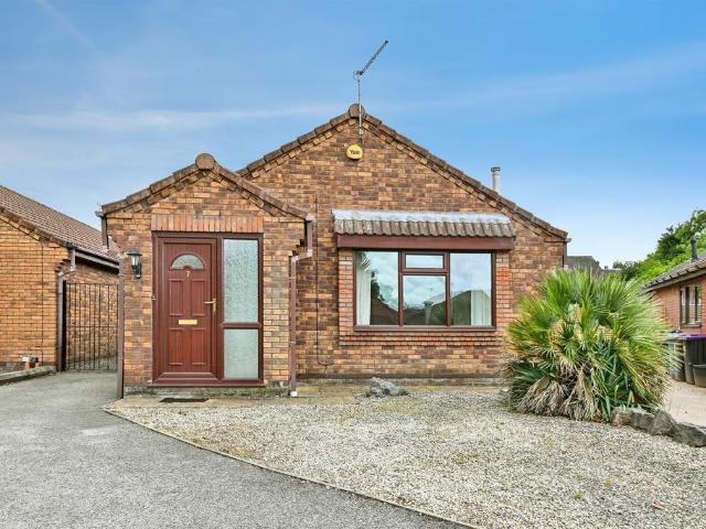 Bungalow for sale in Compton Acres, Barton In Fabis