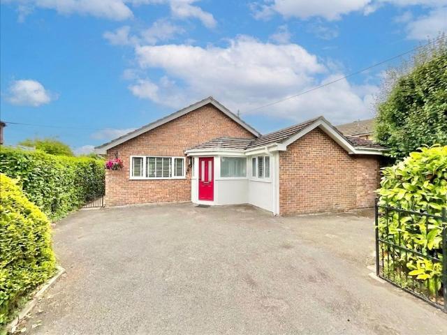 Bungalow for sale in Odd Rode, Rode Heath