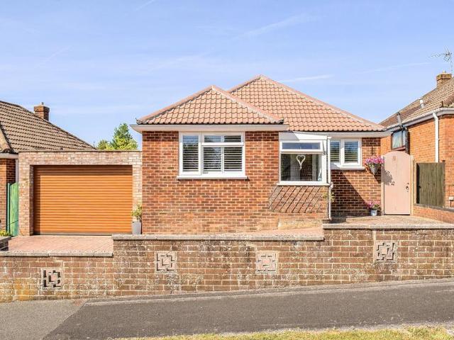 Bungalow for sale in Buckskin, Priest Down