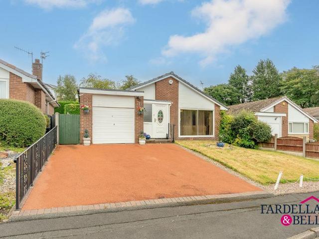 Bungalow for sale in Reedley, Higherford