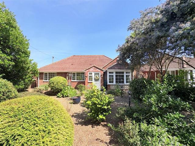 Bungalow for sale in Fareham, Hampshire
