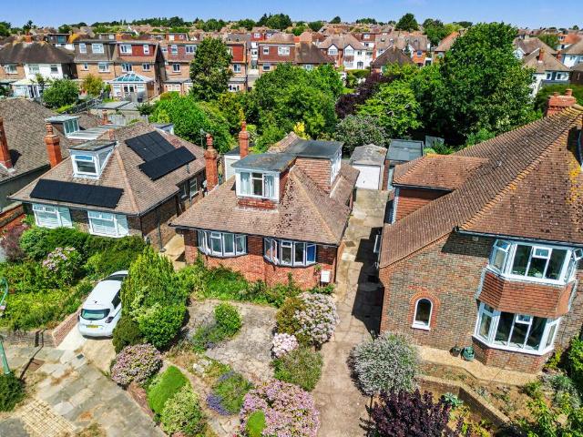 Bungalow for sale