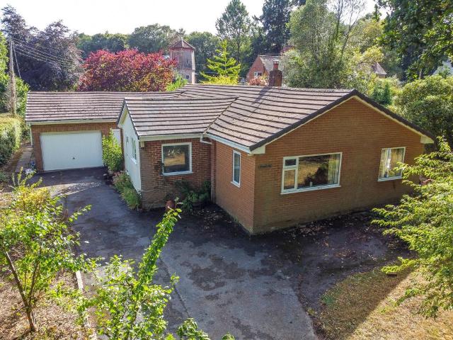 Bungalow for sale in West Hill, Budlake