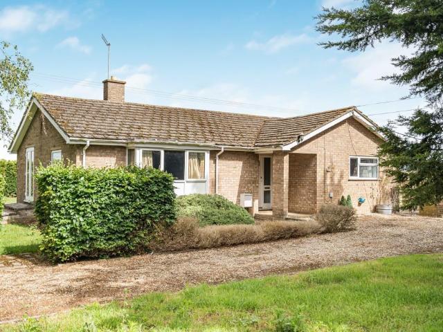 Bungalow for sale in Barway, Cambridgeshire