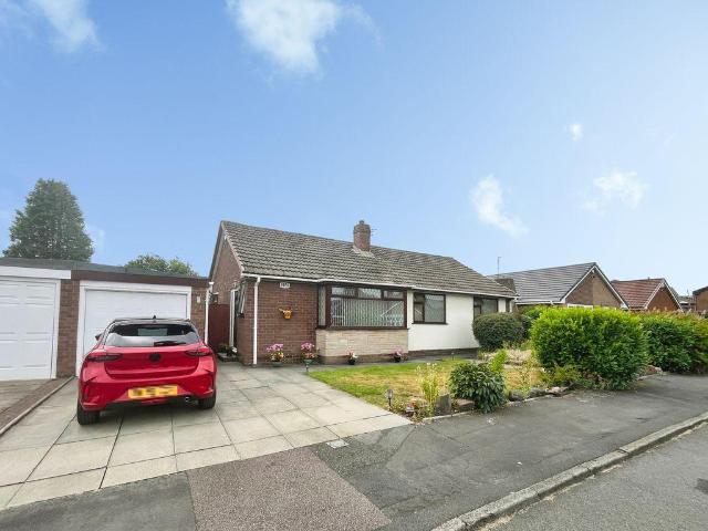 Bungalow for sale in Ladybridge, Lee Bank