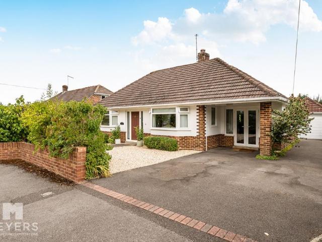 Bungalow for sale in Tricketts Cross, Ferndown