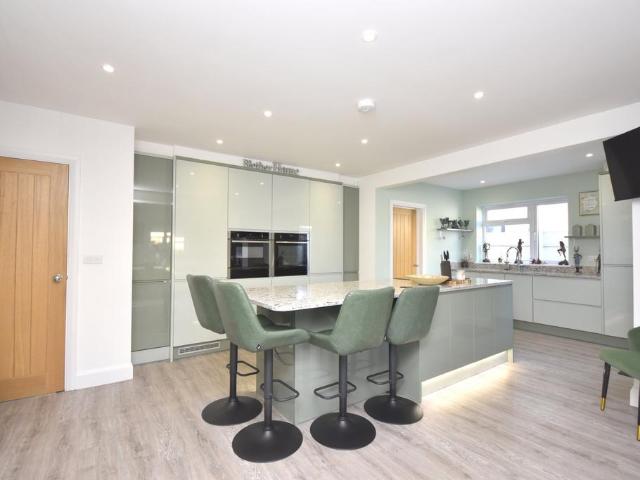 Bungalow for sale in Millmead, Acol