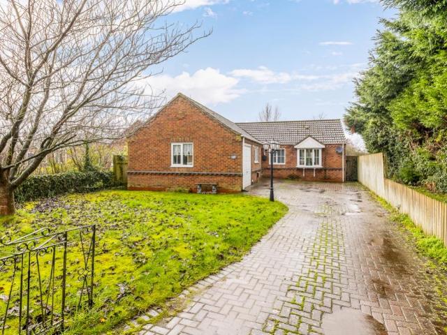 Bungalow for sale in Belleau, Lincolnshire