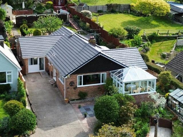 Bungalow for sale in Lambourn, West Berkshire