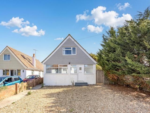 Bungalow for sale in Fishersgate, West Sussex