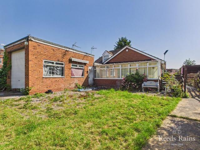 Bungalow for sale in Hull, City Of Kingston Upon Hull