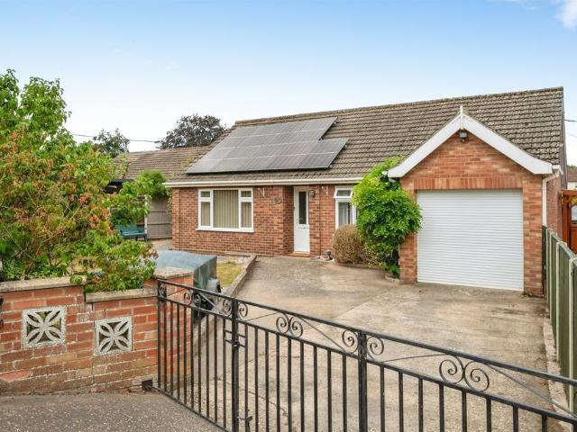 Bungalow for sale in Comers, Norfolk