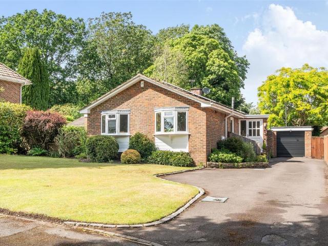 Bungalow for sale in Old Dean, Heol-las