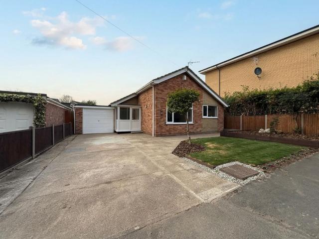 Bungalow for sale in Swallow Beck, Lincoln