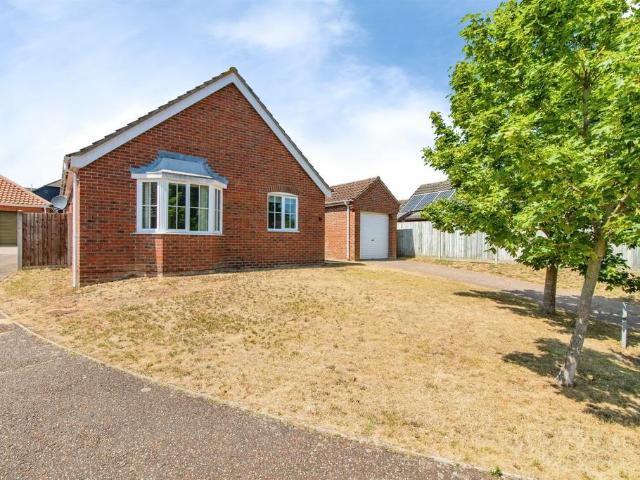 Bungalow for sale in Eastbridge, Suffolk