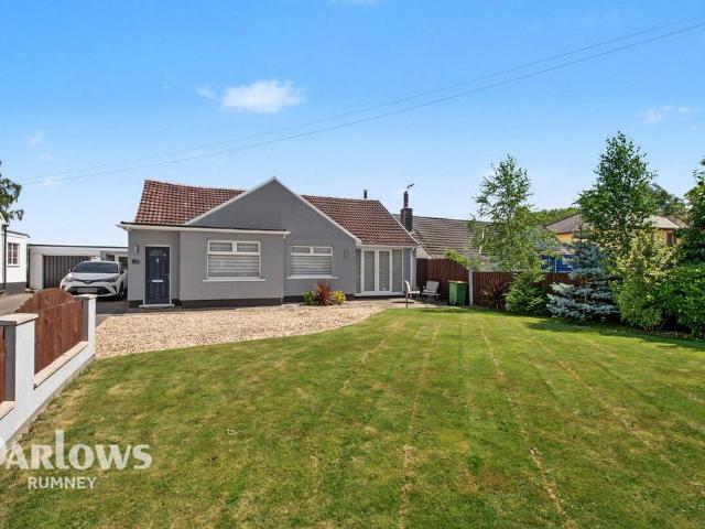 Bungalow for sale in Marshfield, Wales