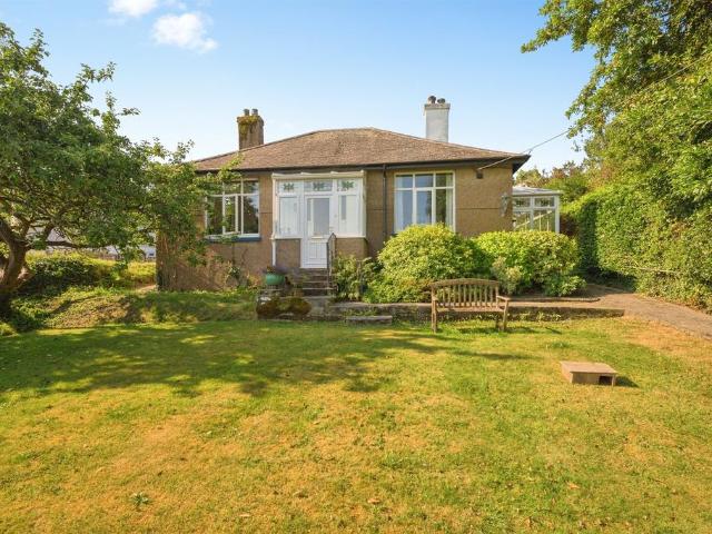 Bungalow for sale in Merafield, Mount Wise