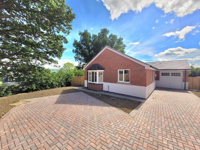 Bungalow for sale in Adfa, Wales