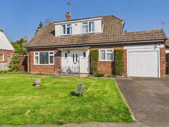 Bungalow for sale in Bridgefield, Kent