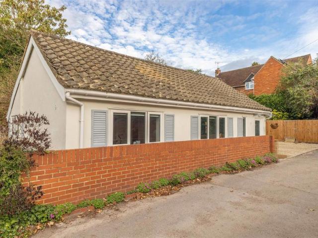 Bungalow for sale in Holyport, Bray