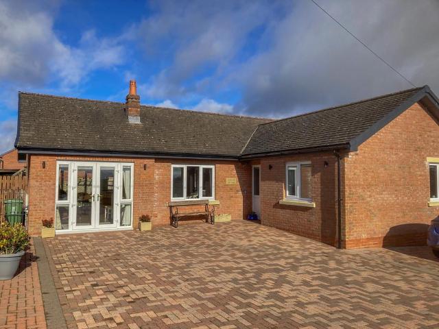 Bungalow for sale