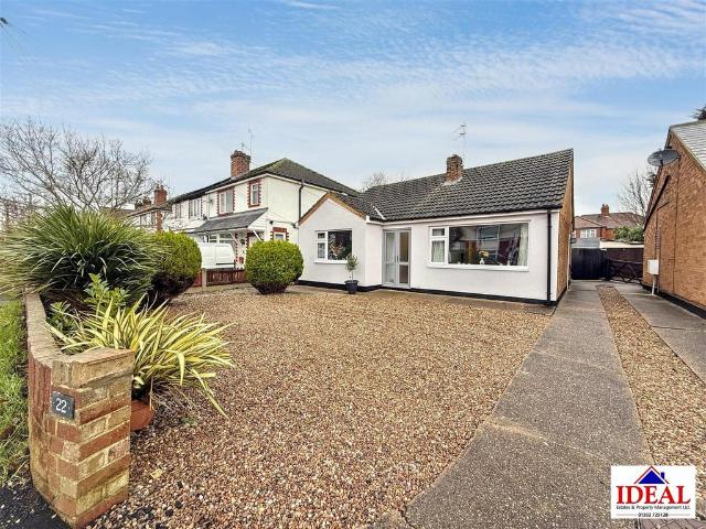 Bungalow for sale in Lakeside, South Yorkshire