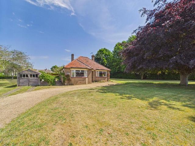 Bungalow for sale in Chedburgh, Suffolk