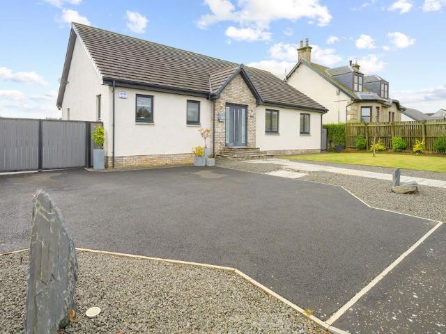 Bungalow for sale in Standburn, Falkirk