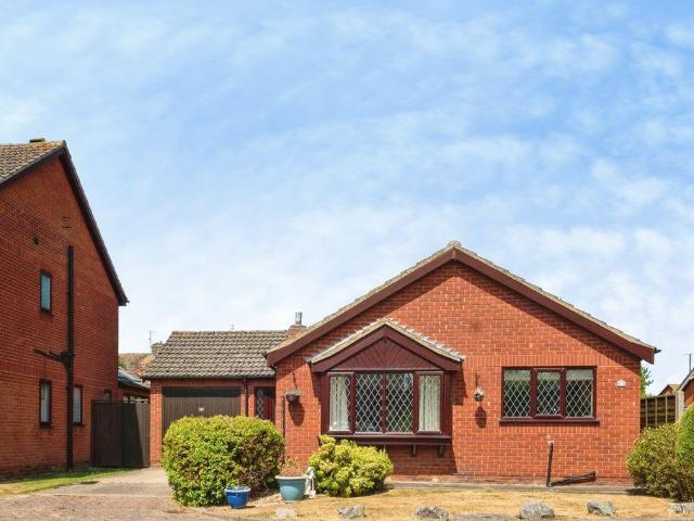 Bungalow for sale in Weelsby, Old Clee
