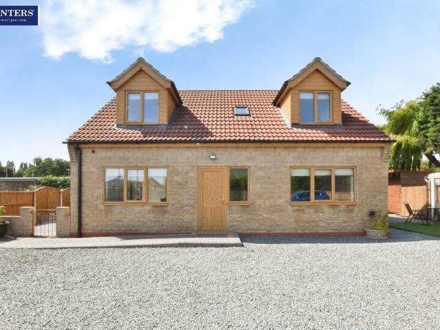 Bungalow for sale in New Frodingham, Dragonby