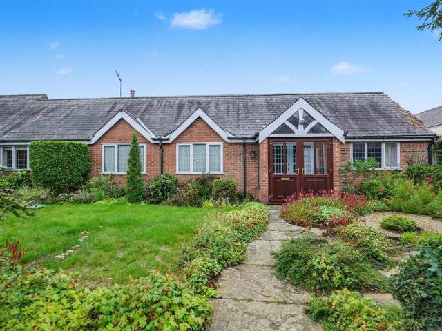 Bungalow for sale in Stanford On Avon, Leicestershire