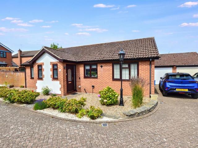 Bungalow for sale in Comers, Norfolk