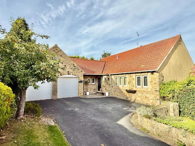 Bungalow for sale in Rigton Hill, Leeds