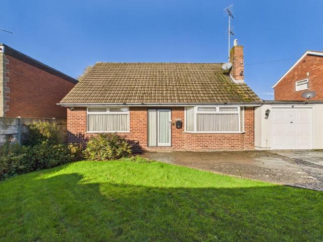 Bungalow for sale in Grassmoor, North East Derbyshire