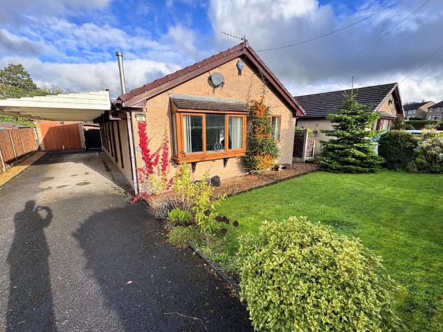 Bungalow for sale in Chapel-en-le-Frith, High Peak