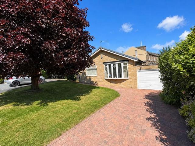 Bungalow for sale in Broad Folds, Clayton